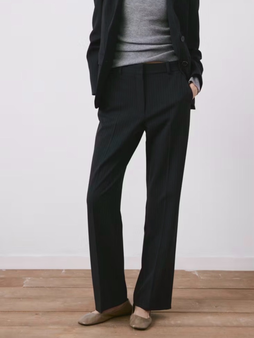 Old Navy Black Pinstripe Straight-Leg Dress Pants